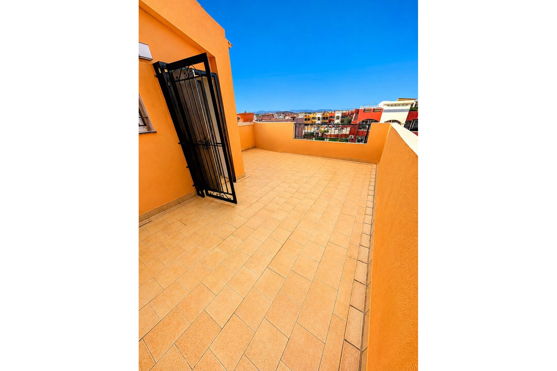 Revente - Villa -
Orihuela Costa - Costa Blanca
