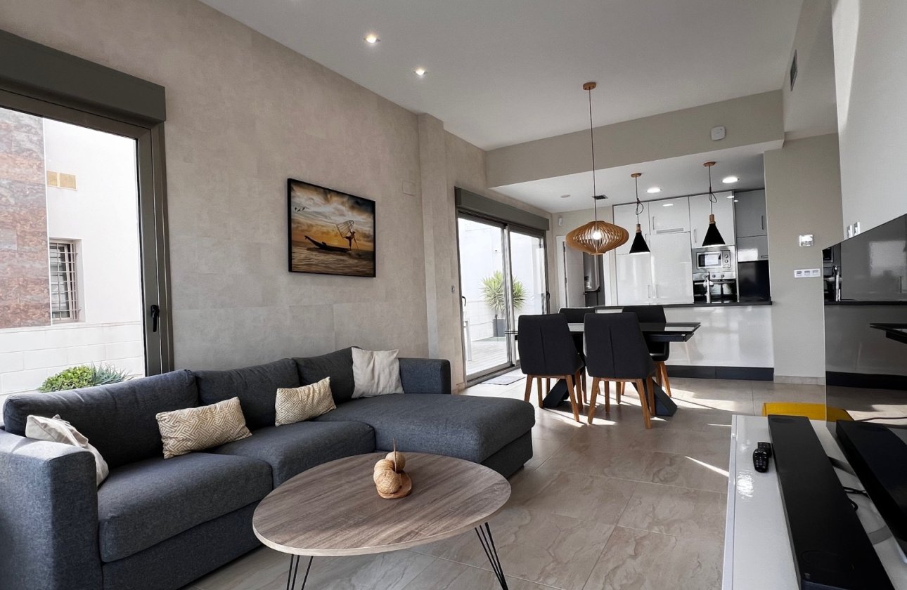 Revente - Villa -
Orihuela Costa - Costa Blanca