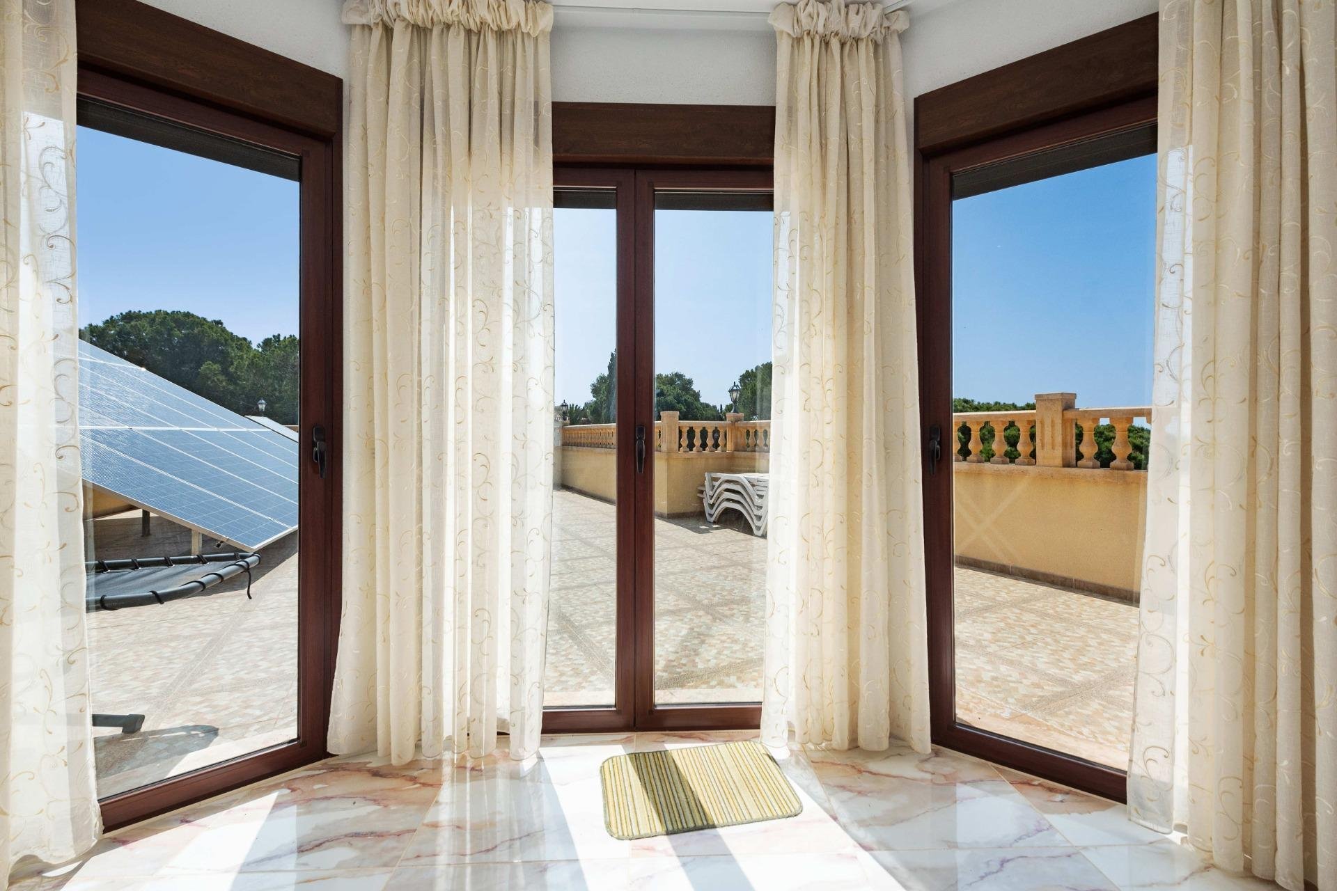 Revente - Villa -
Orihuela Costa - Costa Blanca