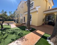 Revente - Villa -
Orihuela Costa - Costa Blanca