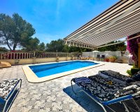 Revente - Villa -
Orihuela Costa - Costa Blanca