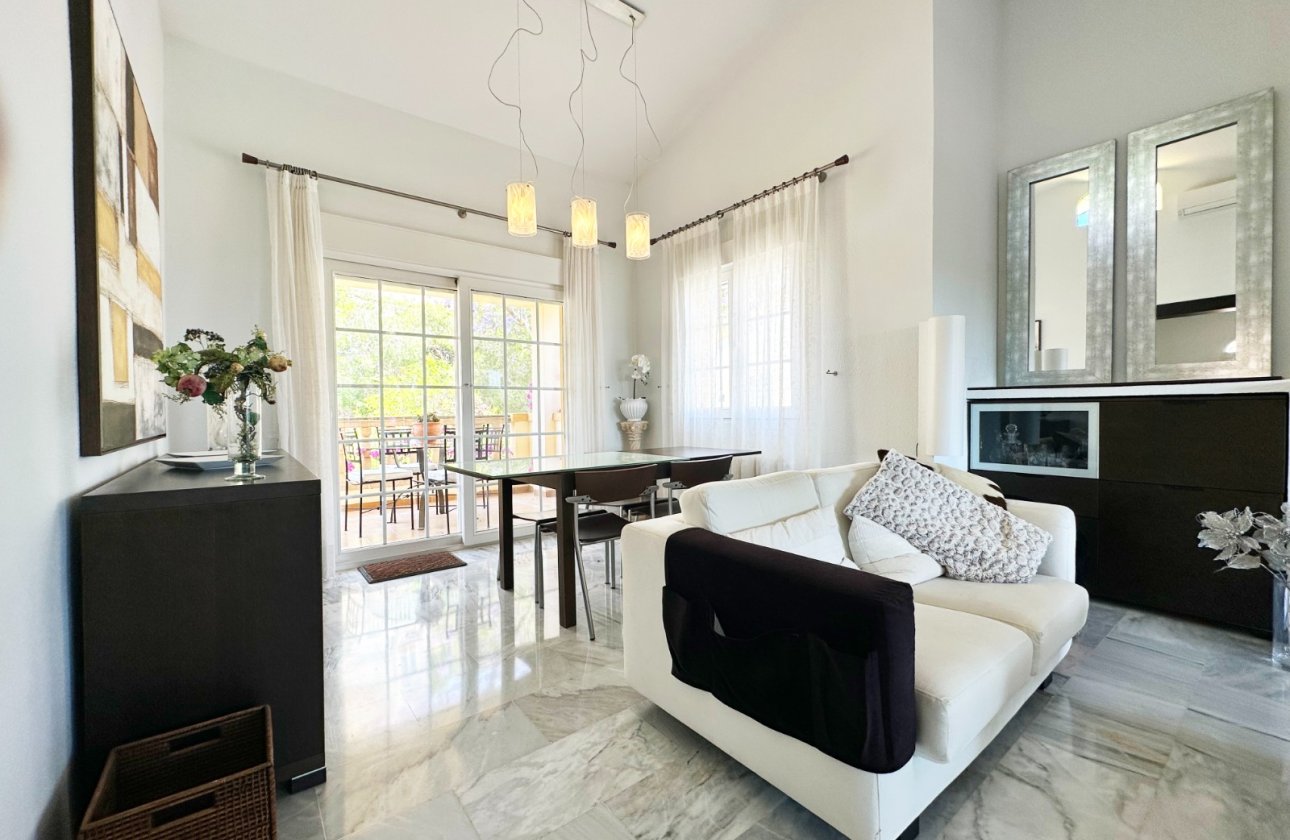 Revente - Villa -
Orihuela Costa - Costa Blanca