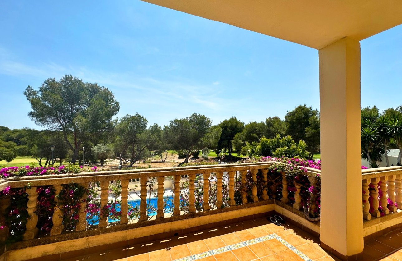 Revente - Villa -
Orihuela Costa - Costa Blanca