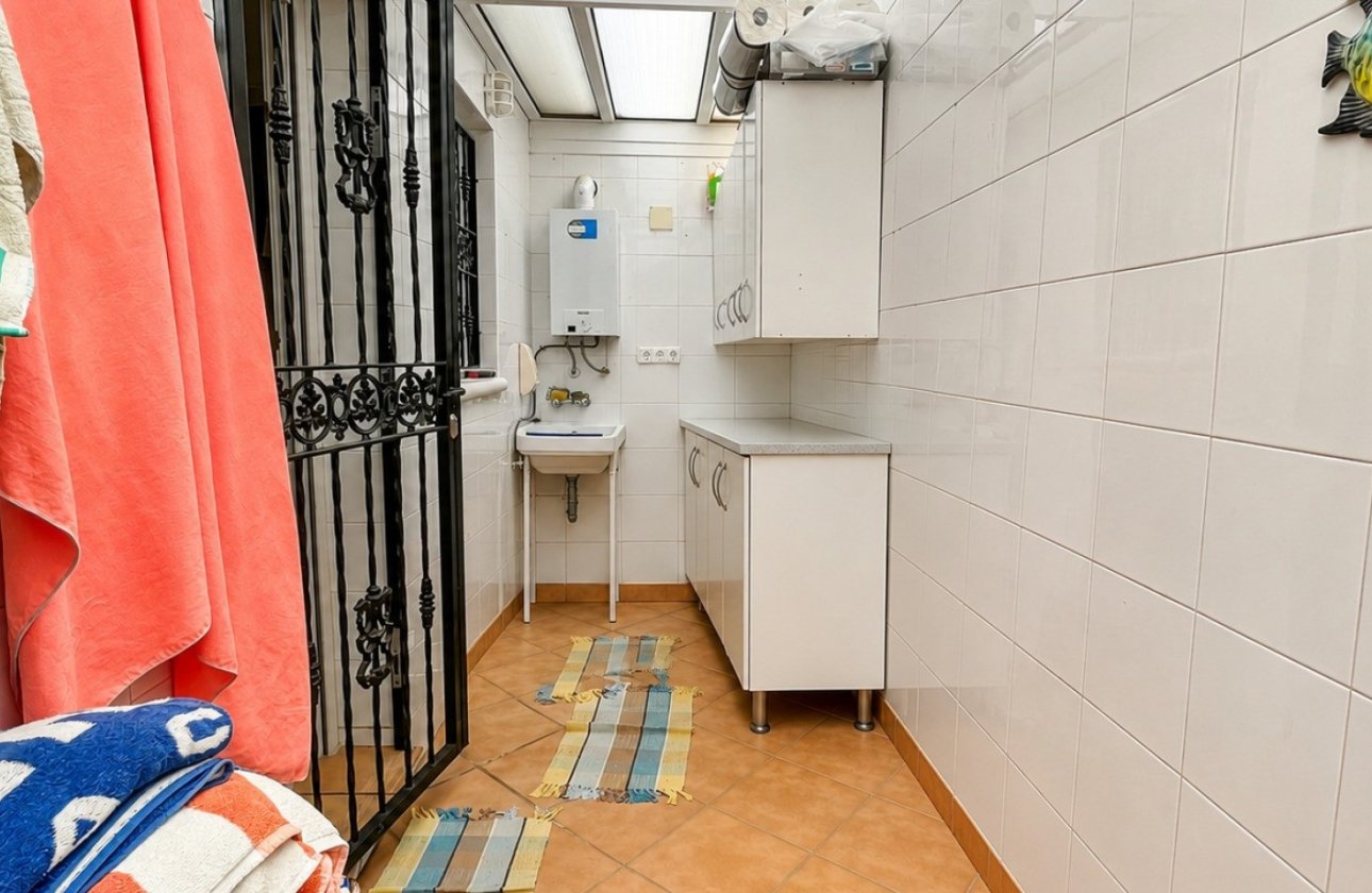 Revente - Villa -
Orihuela Costa - Costa Blanca