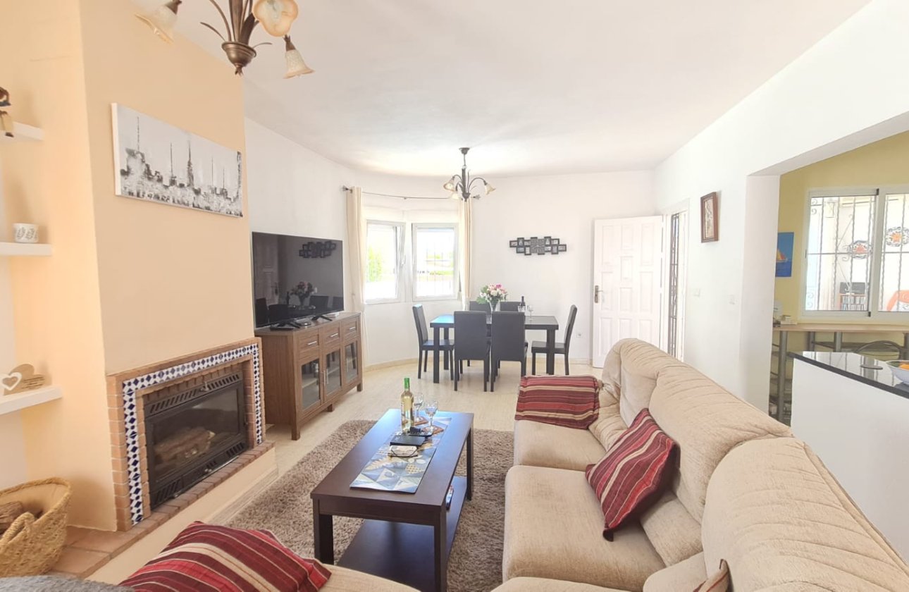 Revente - Villa -
Orihuela Costa - Costa Blanca
