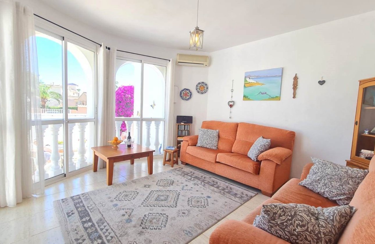 Revente - Villa -
Orihuela Costa - Costa Blanca