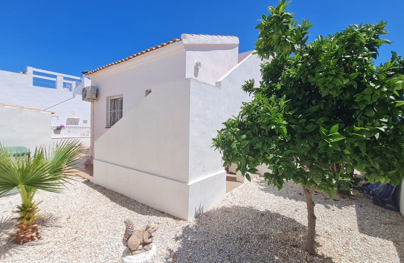 Revente - Villa -
Orihuela Costa - Costa Blanca