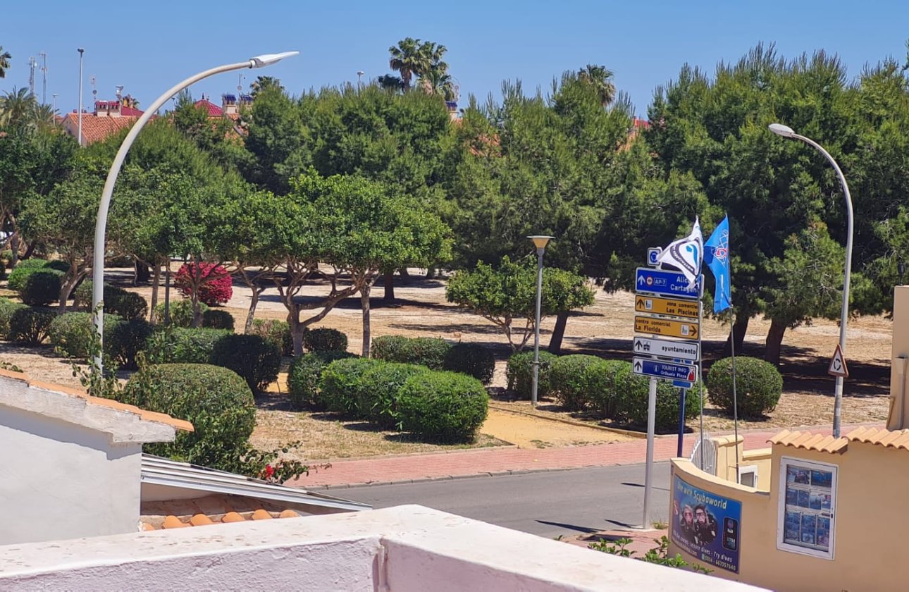 Revente - Villa -
Orihuela Costa - Costa Blanca