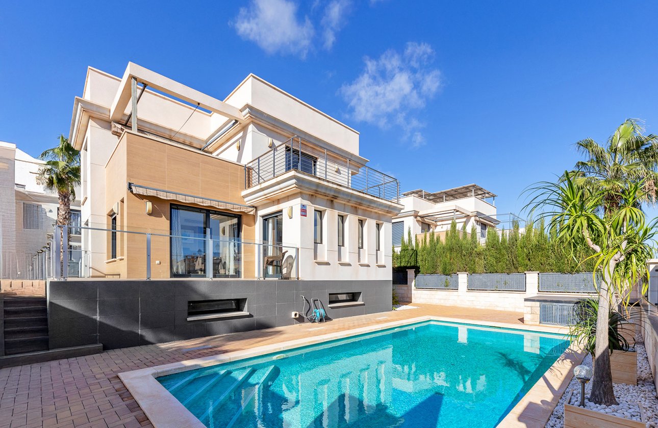 Revente - Villa -
Orihuela Costa - Costa Blanca