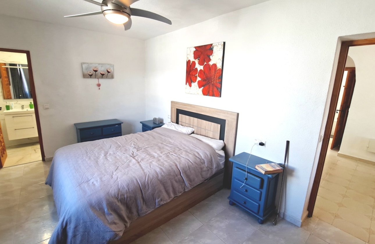 Revente - Villa -
Orihuela Costa - Costa Blanca
