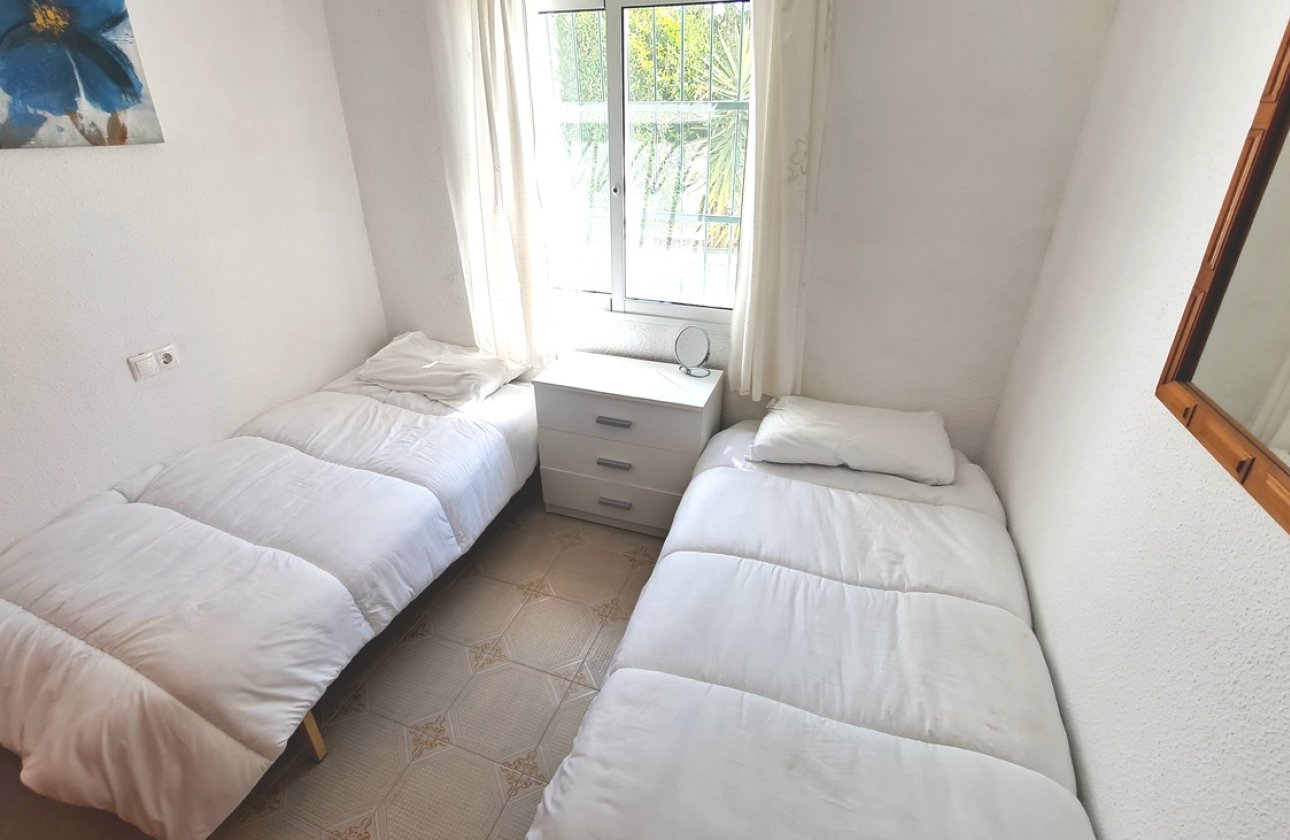 Revente - Villa -
Orihuela Costa - Costa Blanca