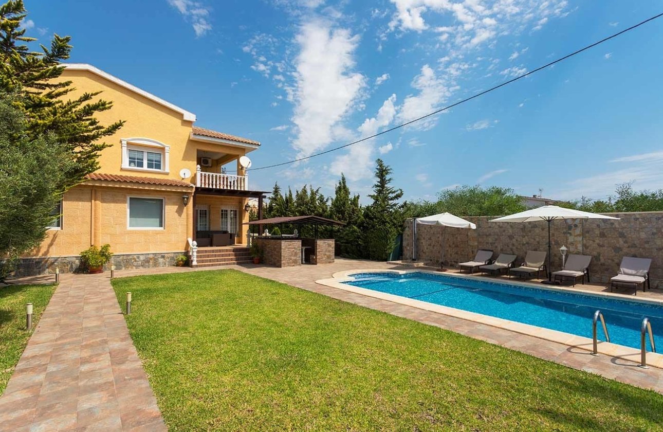 Revente - Villa -
Orihuela Costa - Costa Blanca