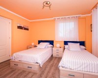 Revente - Villa -
Orihuela Costa - Costa Blanca
