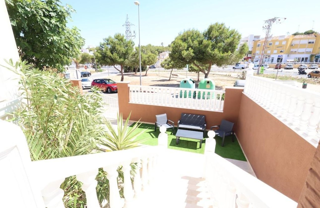 Revente - Villa -
Orihuela Costa - Costa Blanca