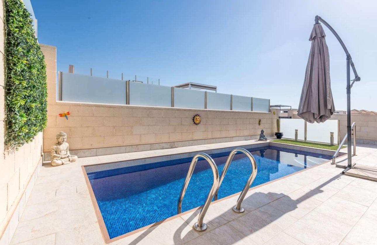 Revente - Villa -
Orihuela Costa - Costa Blanca