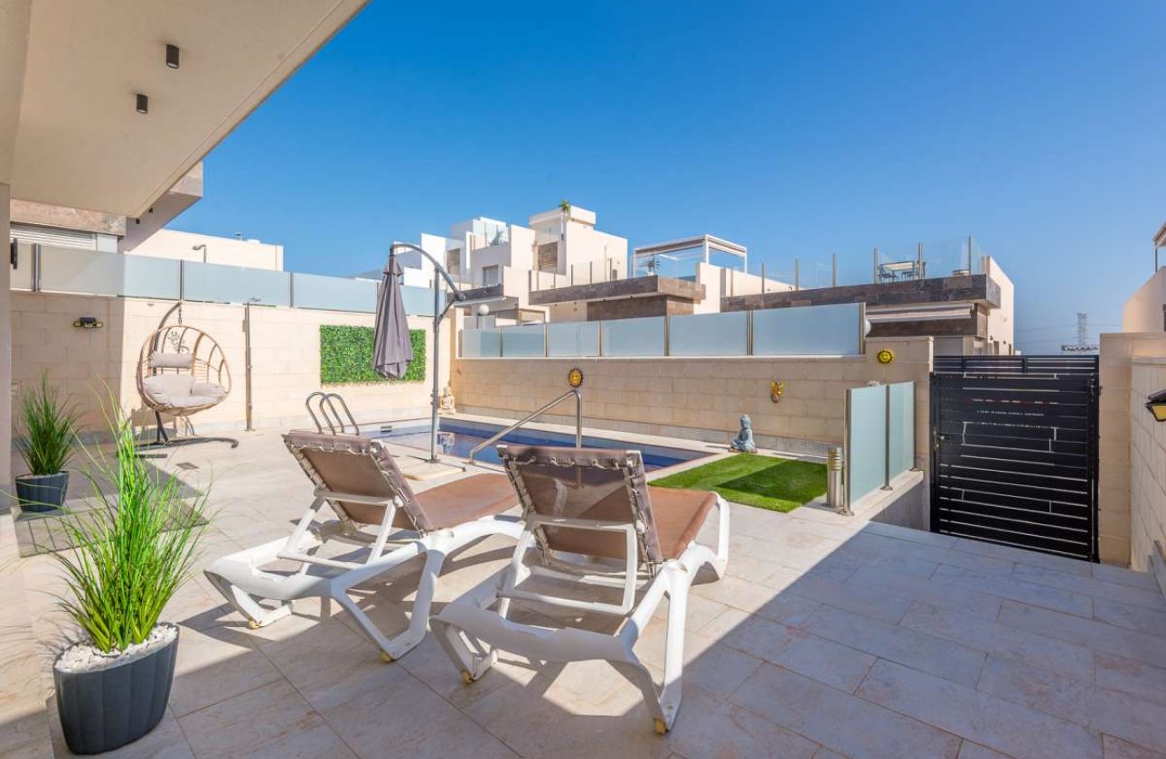 Revente - Villa -
Orihuela Costa - Costa Blanca