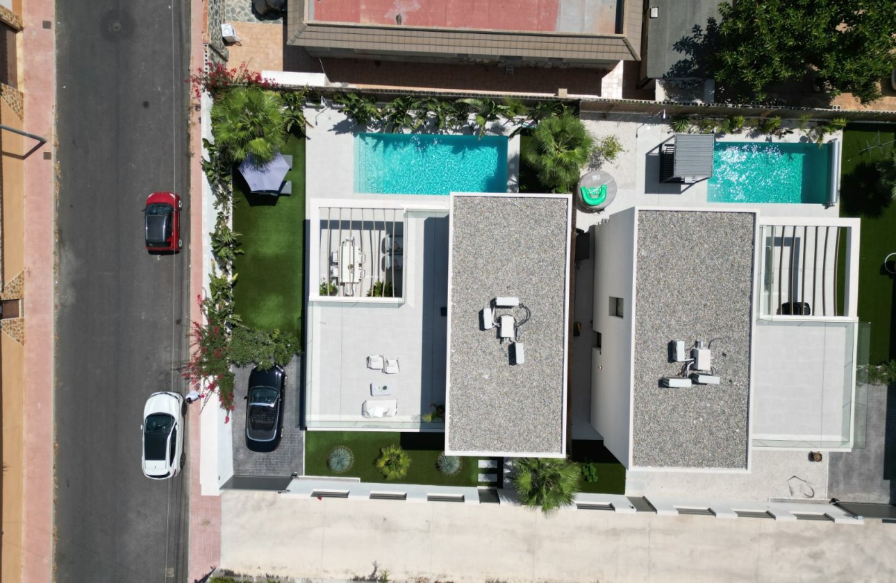 Revente - Villa -
Orihuela Costa - Costa Blanca