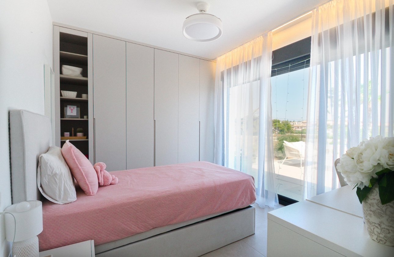 Revente - Villa -
Orihuela Costa - Costa Blanca