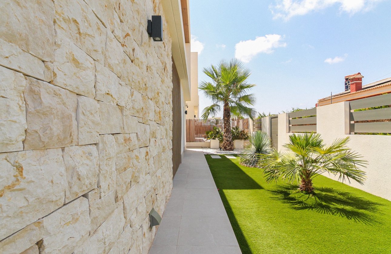 Revente - Villa -
Orihuela Costa - Costa Blanca