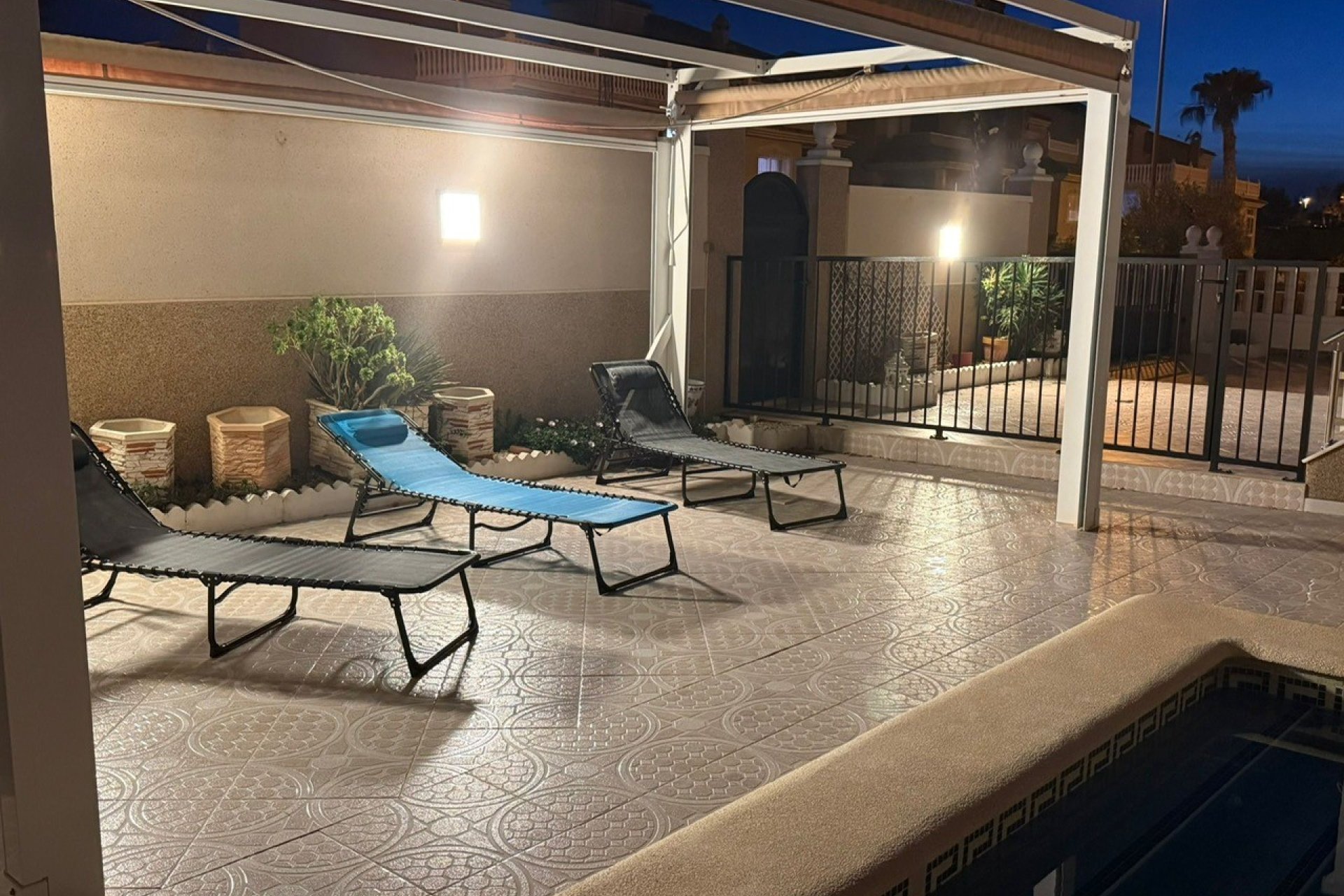 Revente - Villa -
Orihuela Costa - Costa Blanca
