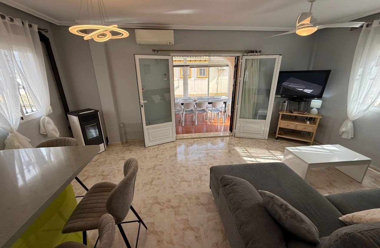 Revente - Villa -
Orihuela Costa - Costa Blanca