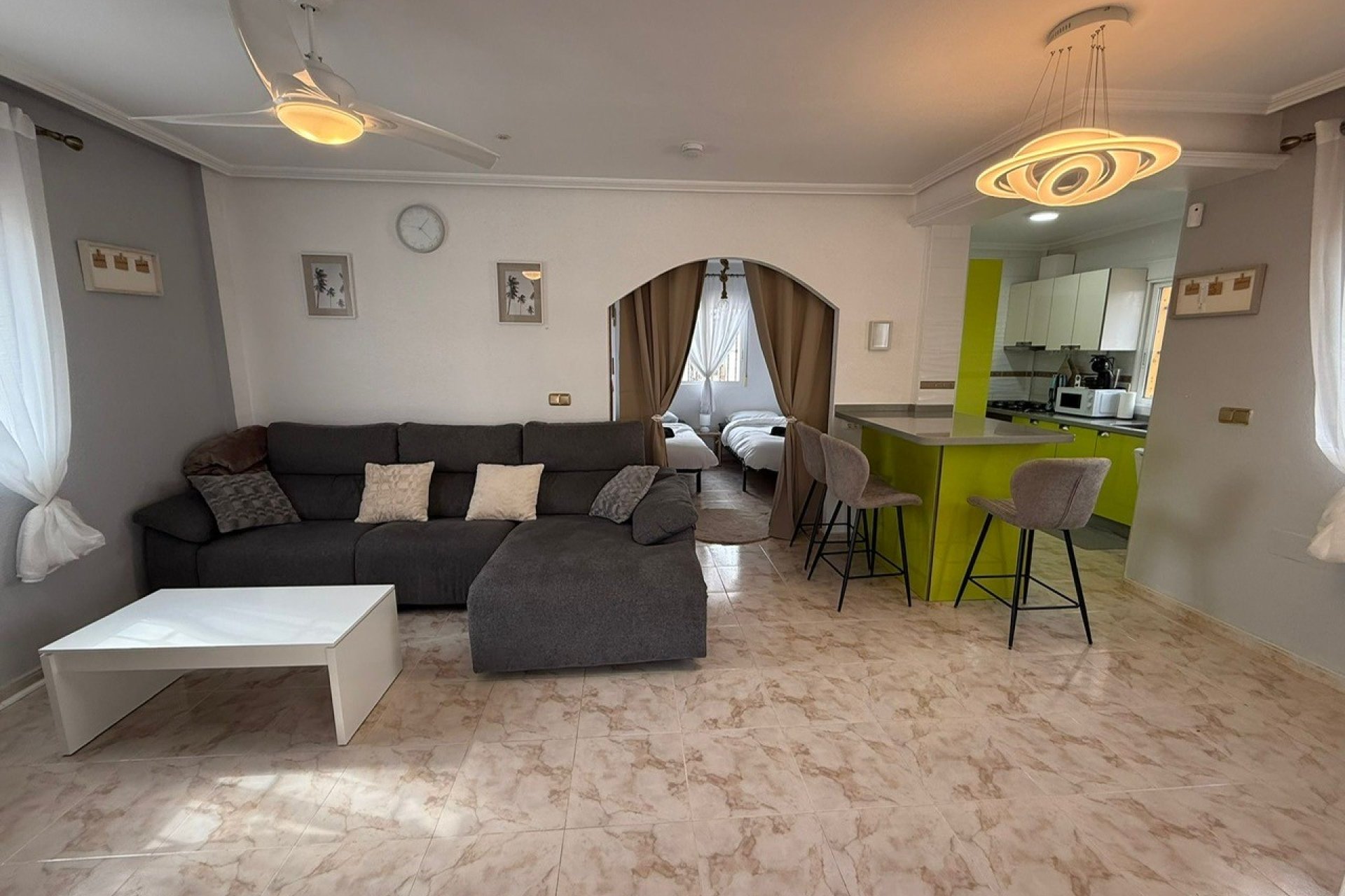 Revente - Villa -
Orihuela Costa - Costa Blanca
