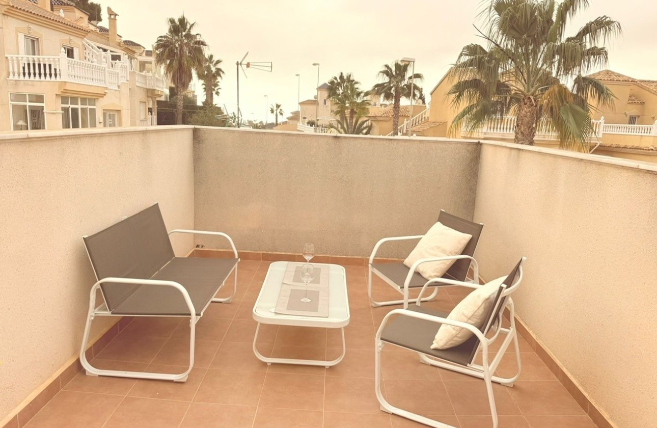 Revente - Villa -
Orihuela Costa - Costa Blanca