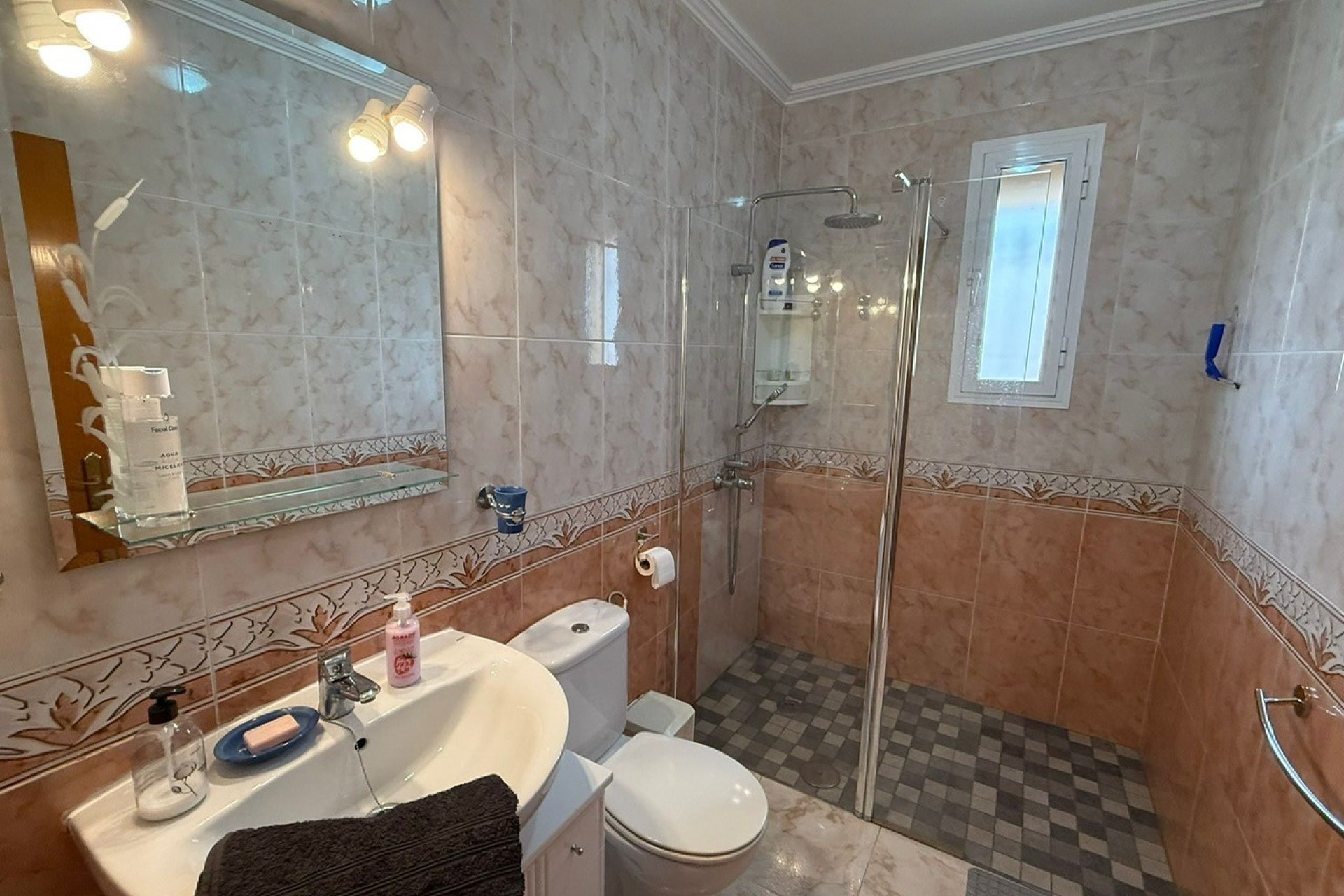Revente - Villa -
Orihuela Costa - Costa Blanca