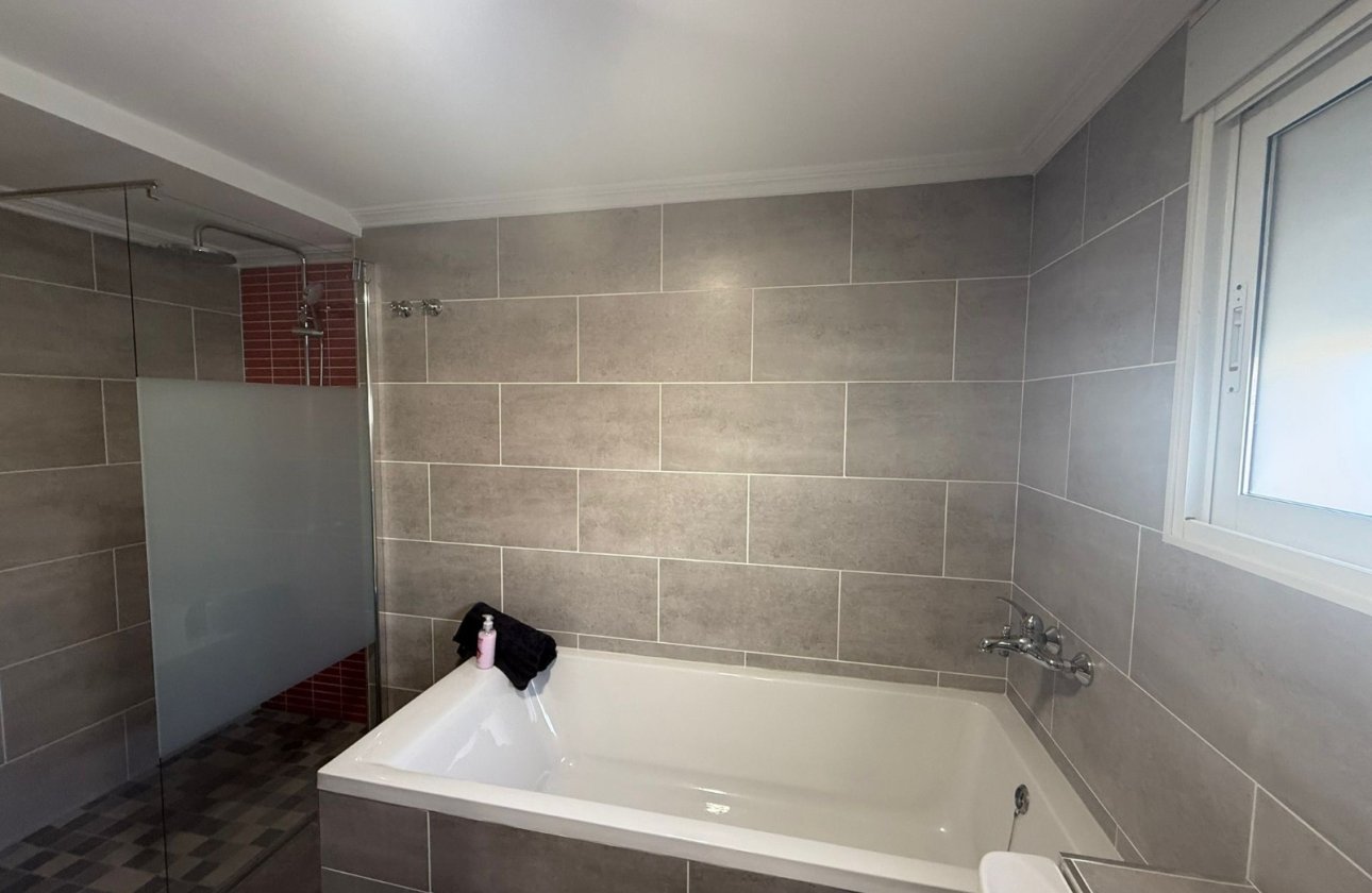 Revente - Villa -
Orihuela Costa - Costa Blanca