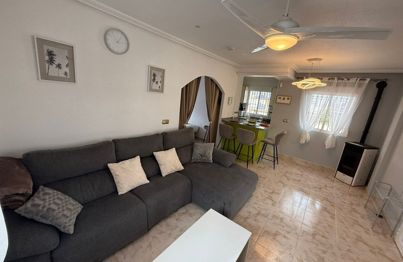 Revente - Villa -
Orihuela Costa - Costa Blanca
