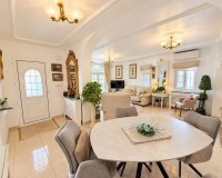 Revente - Villa -
Orihuela Costa - Costa Blanca
