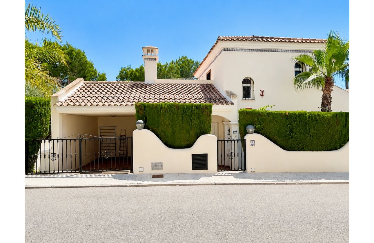 Revente - Villa -
Orihuela Costa - Costa Blanca