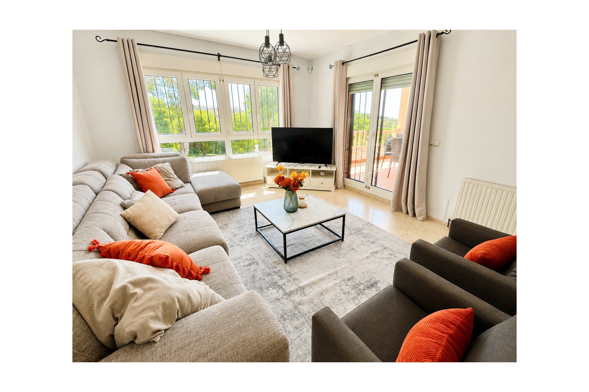 Revente - Villa -
Orihuela Costa - Costa Blanca
