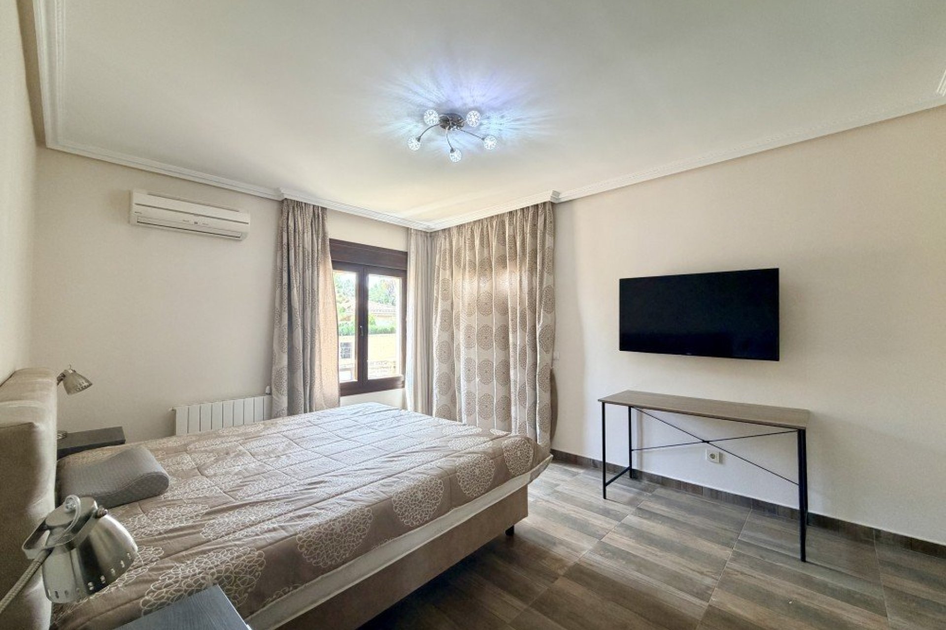 Revente - Villa -
Orihuela Costa - Costa Blanca