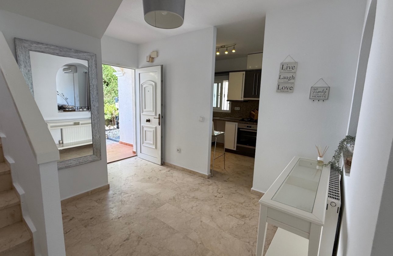 Revente - Villa -
Orihuela Costa - Costa Blanca