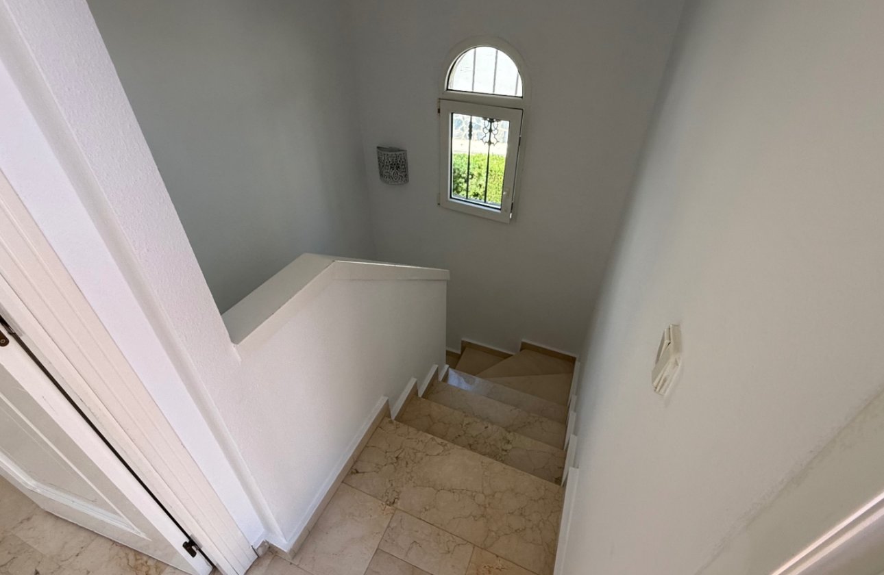 Revente - Villa -
Orihuela Costa - Costa Blanca