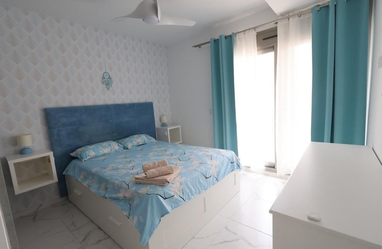 Revente - Villa -
Orihuela Costa - Costa Blanca