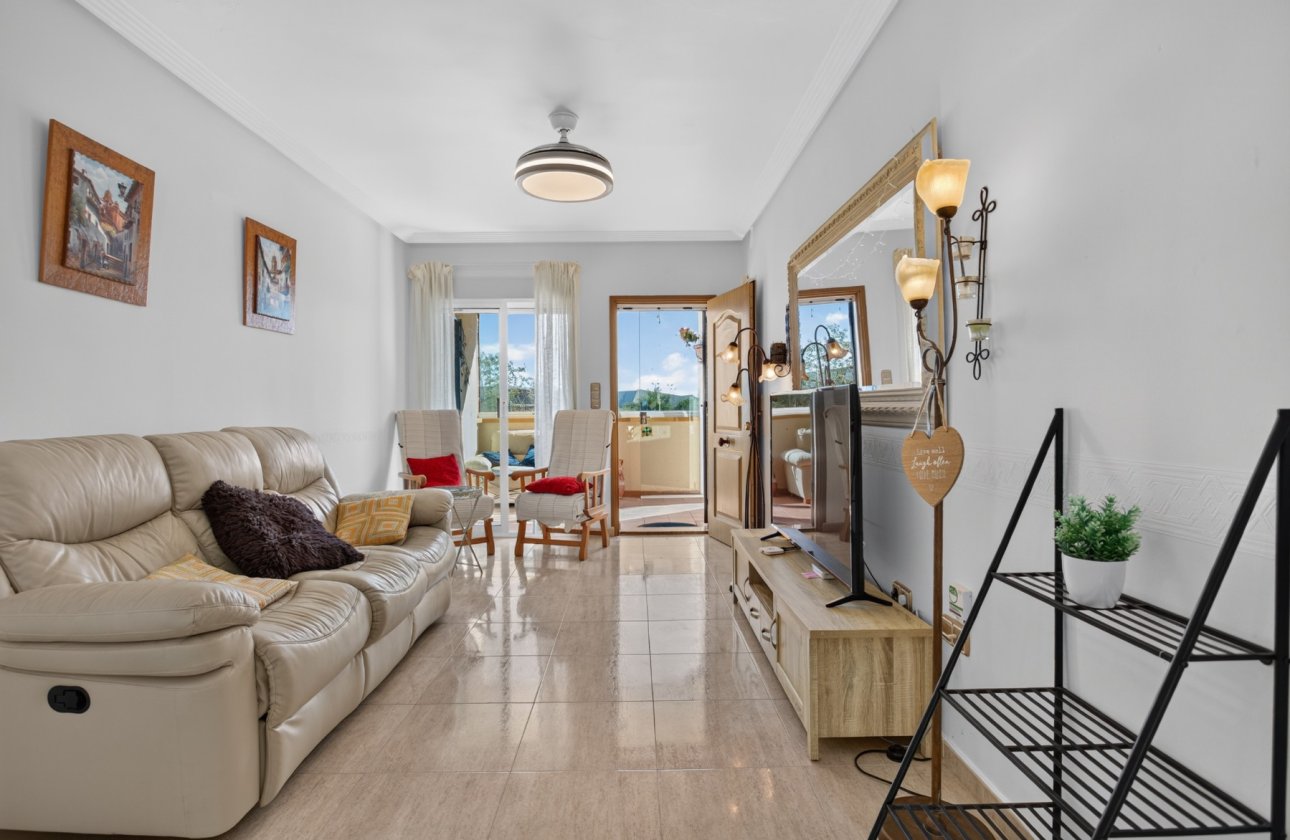 Revente - Villa -
Orihuela Costa - Costa Blanca
