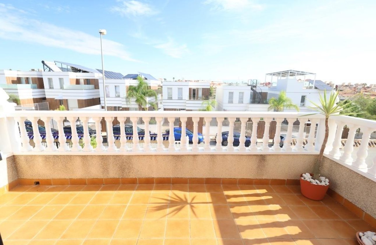 Revente - Villa -
Orihuela Costa - Costa Blanca