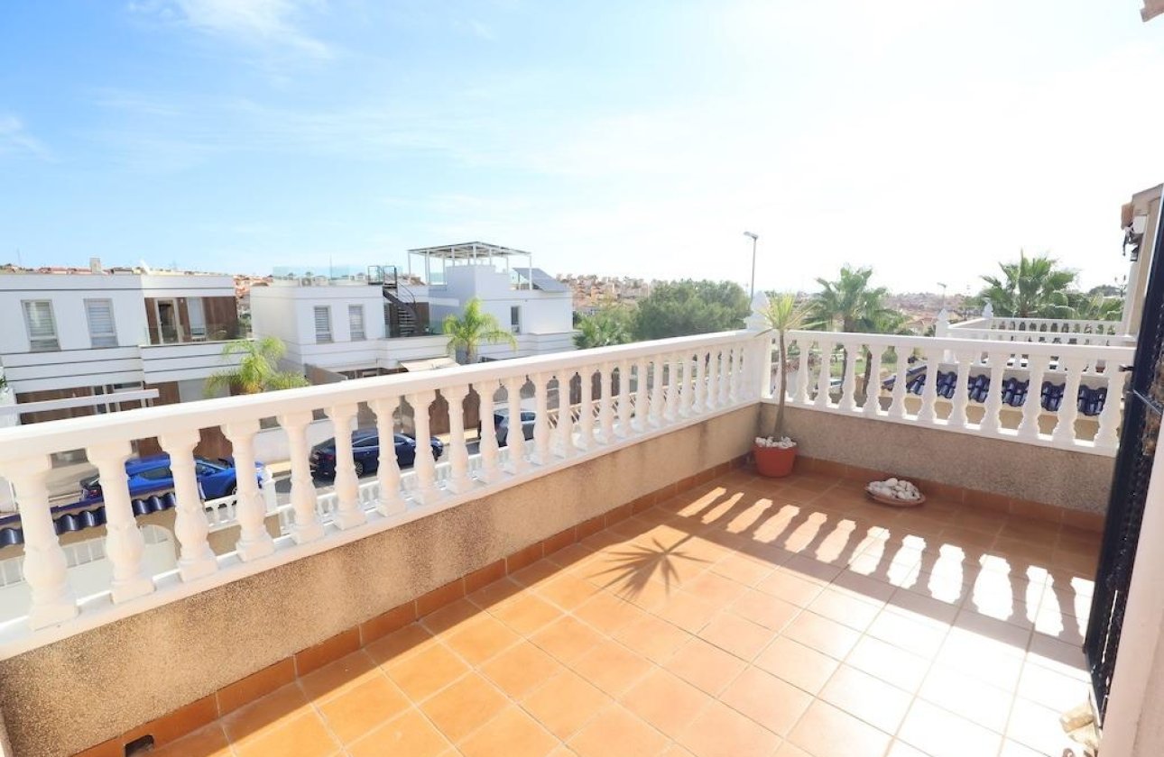 Revente - Villa -
Orihuela Costa - Costa Blanca