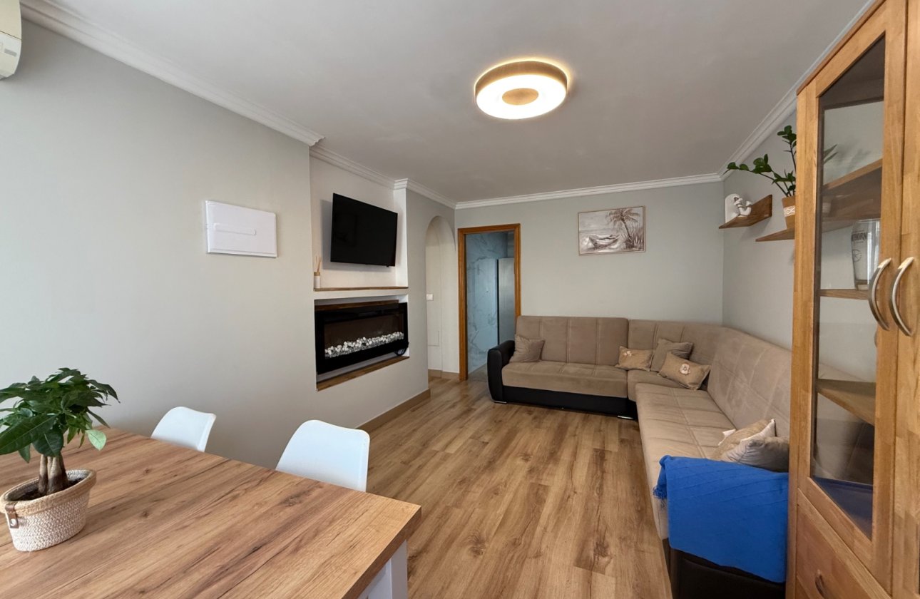 Revente - Villa -
Orihuela Costa - Costa Blanca
