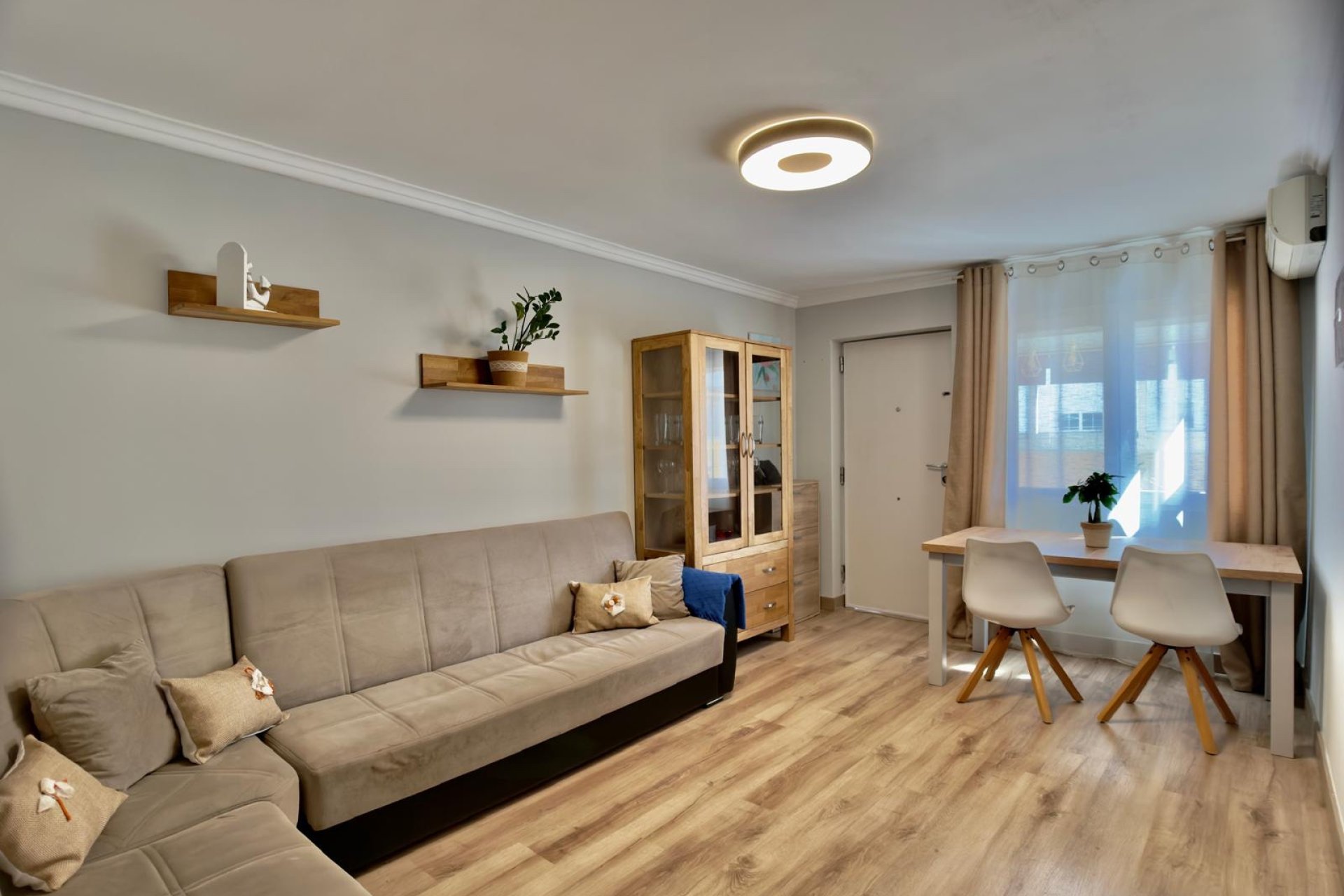 Revente - Villa -
Orihuela Costa - Costa Blanca