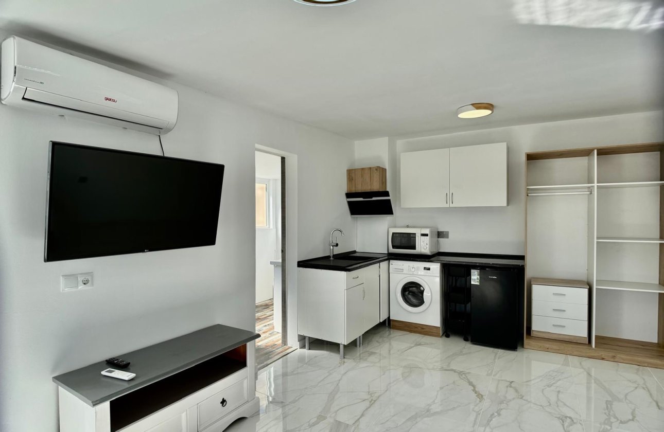 Revente - Villa -
Orihuela Costa - Costa Blanca