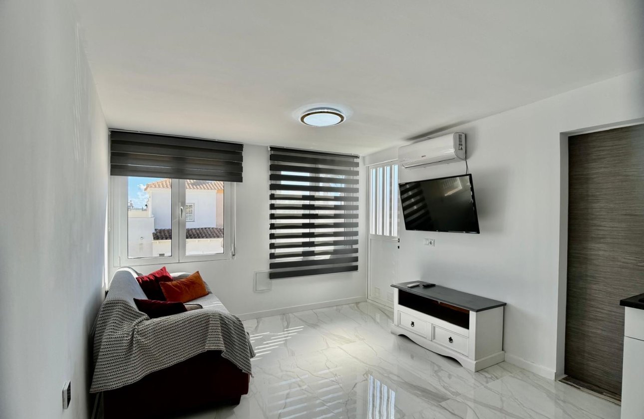 Revente - Villa -
Orihuela Costa - Costa Blanca