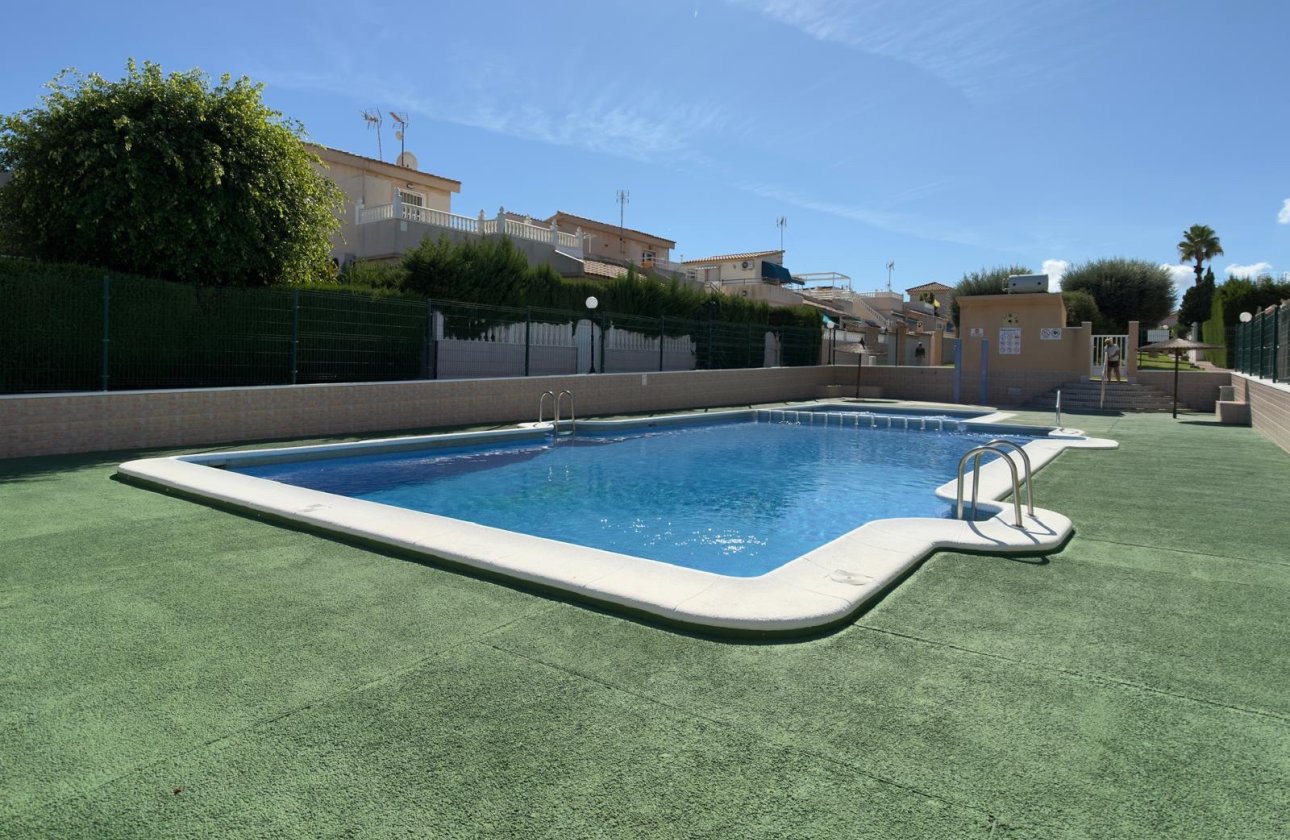 Revente - Villa -
Orihuela Costa - Costa Blanca