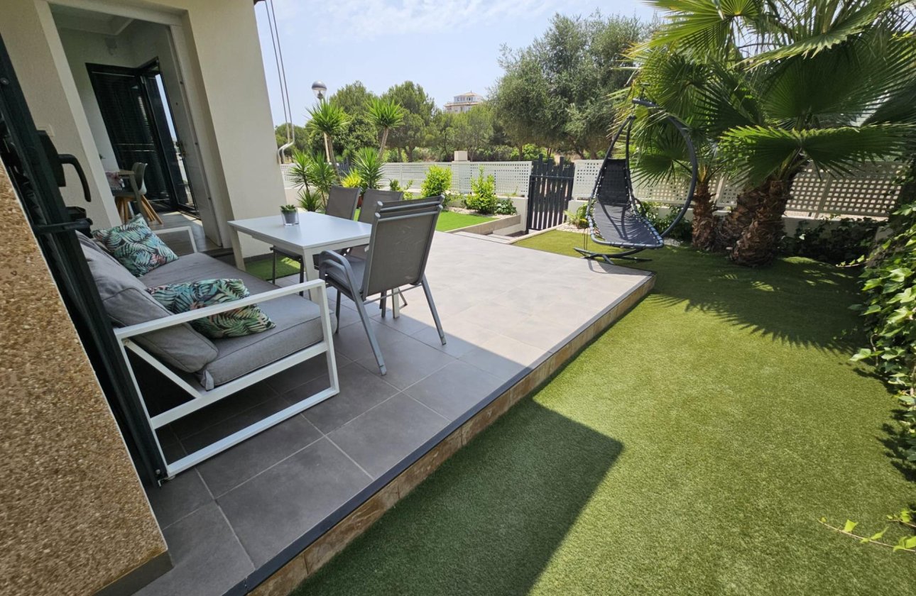 Revente - Villa -
Orihuela Costa - La Regia