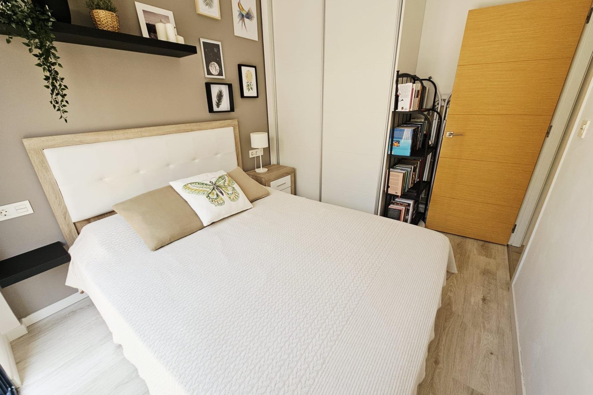 Revente - Villa -
Orihuela Costa - La Regia