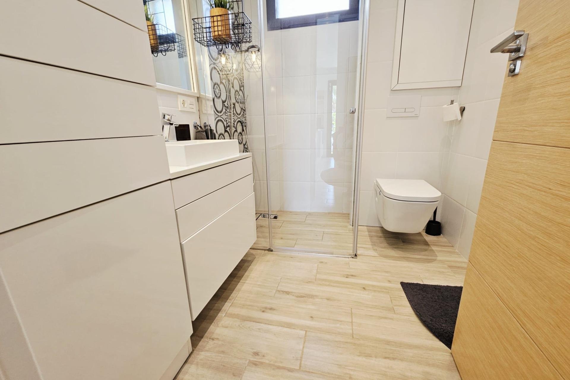 Revente - Villa -
Orihuela Costa - La Regia