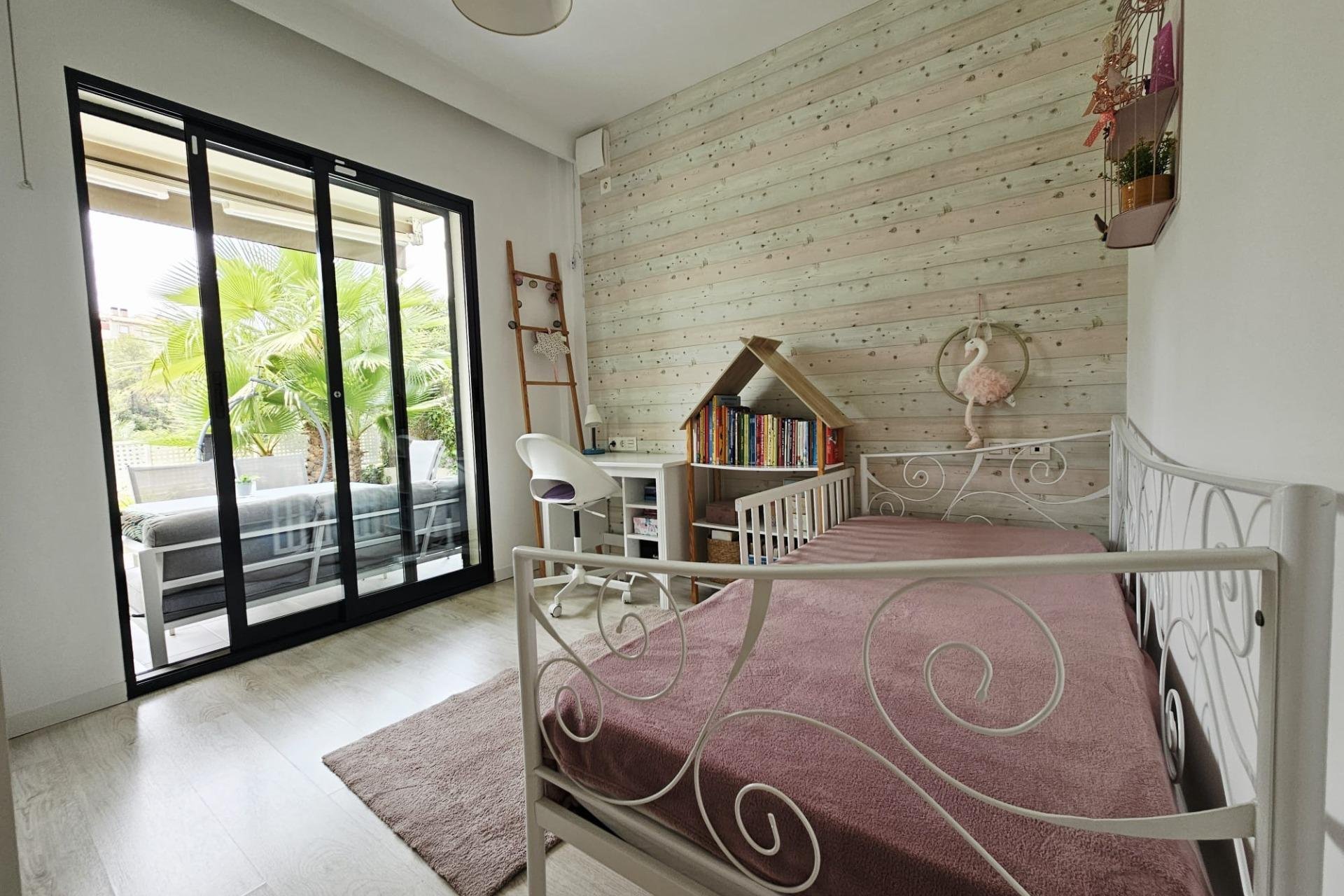 Revente - Villa -
Orihuela Costa - La Regia