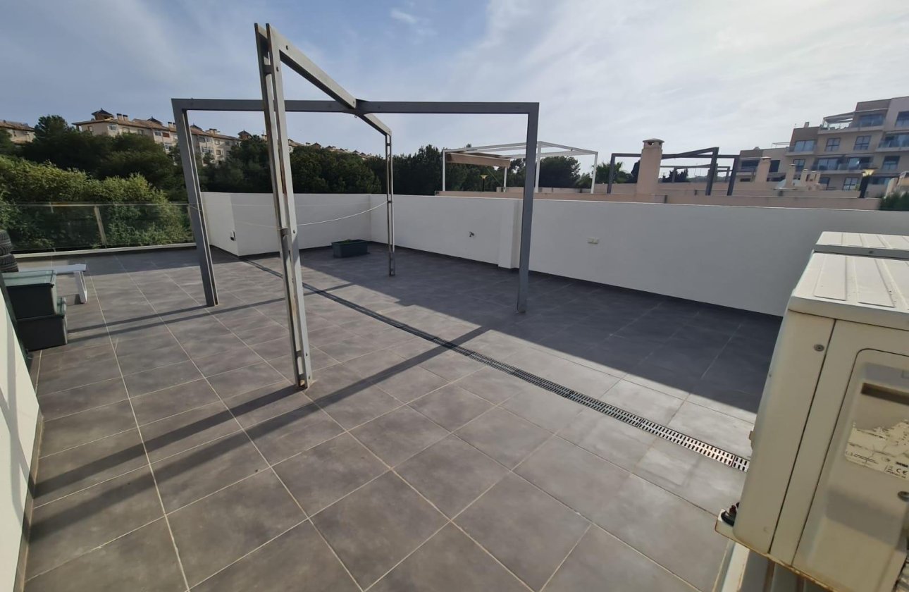 Revente - Villa -
Orihuela Costa - La Regia